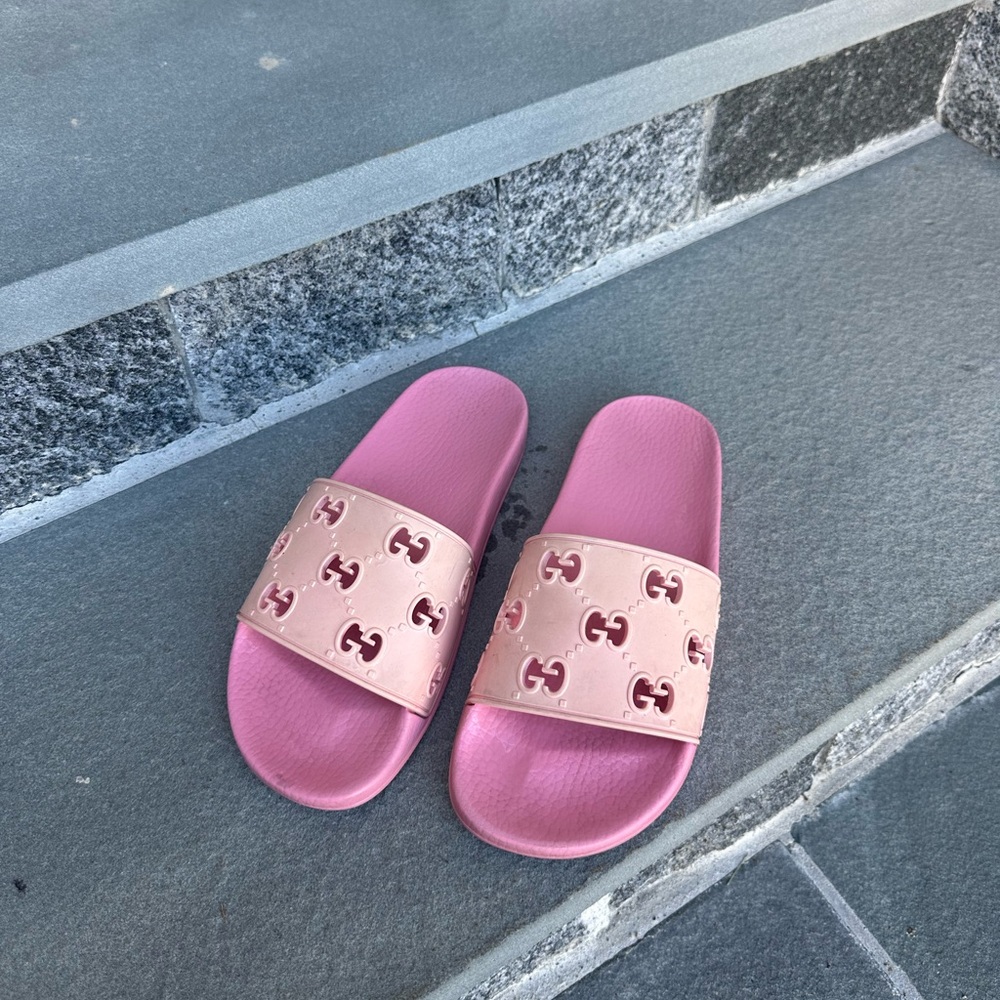 Gucci Pink Logo Slide Sandals